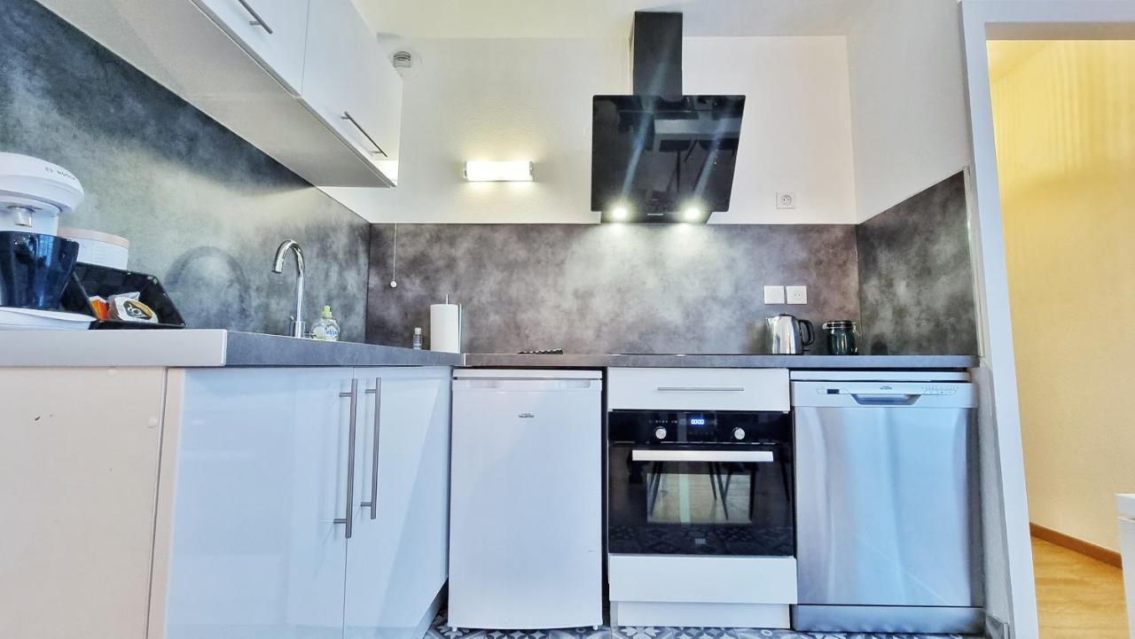 Le Smart - Parking - Terrasse - Wifi - Mulhouse - Relax Bnb Pfastatt Exterior photo